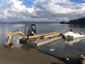 Mini Barge & Jack Sparrow Workboat